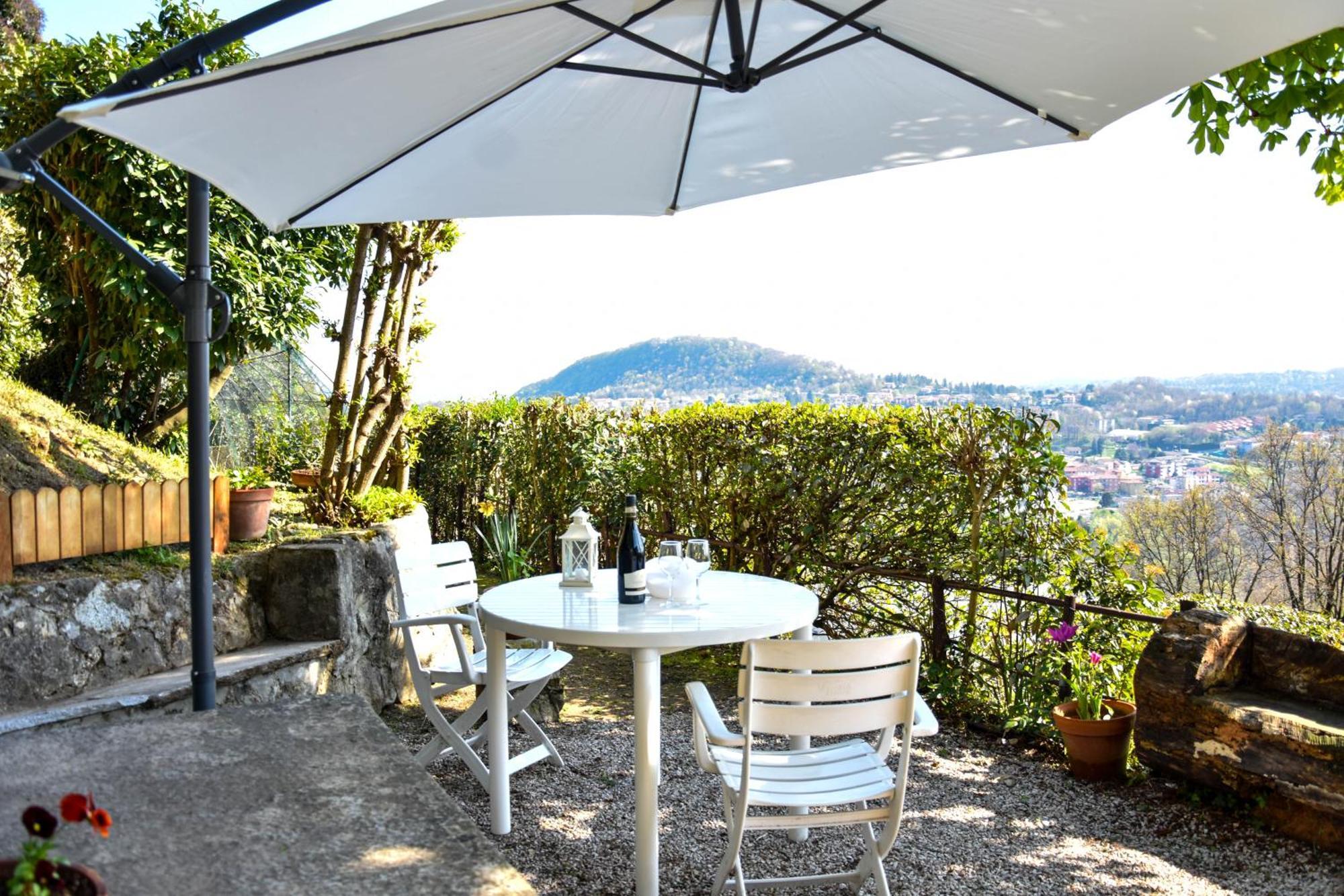 Villa Antonella, App. Vittoria Tavernerio Eksteriør billede
